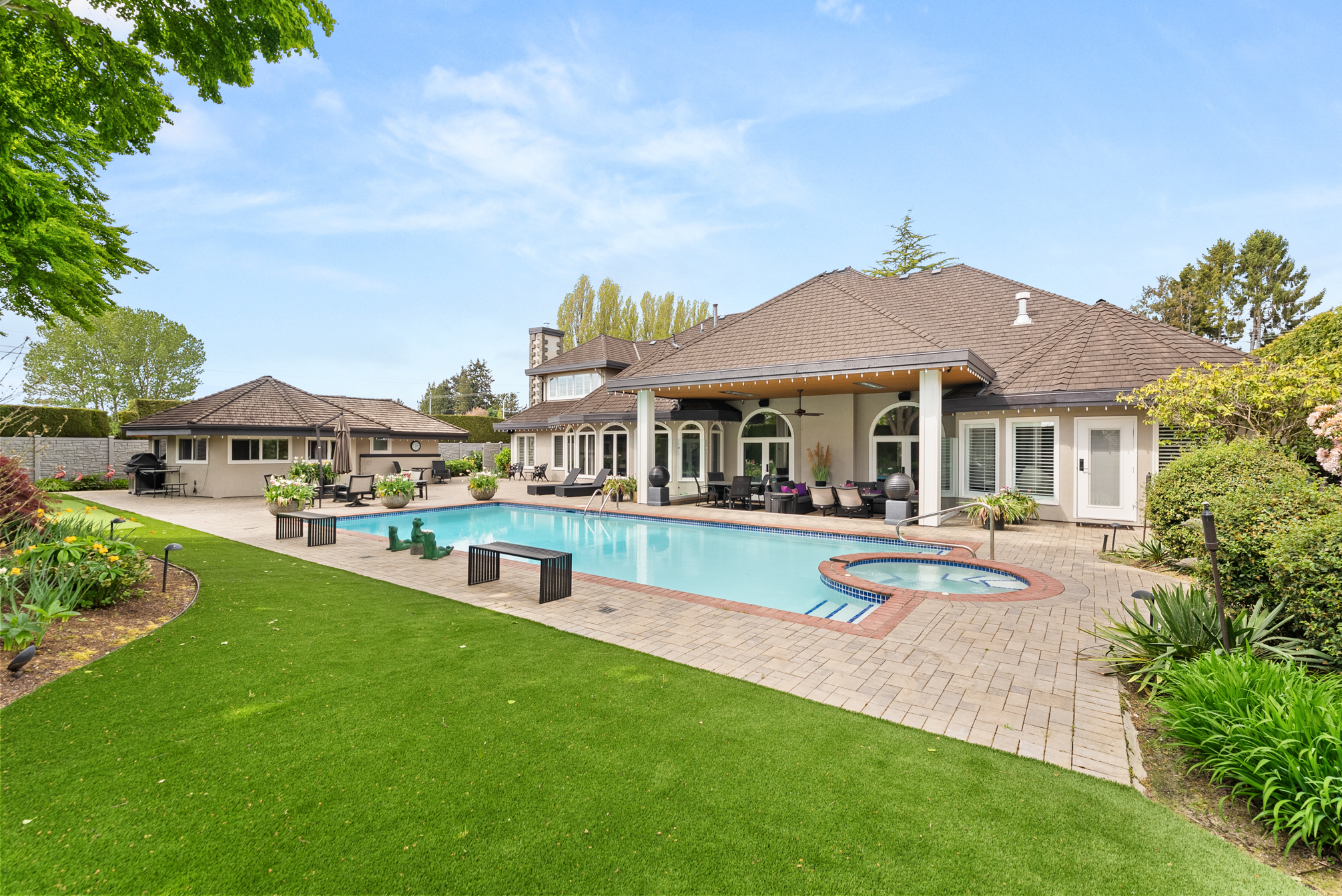 8440 Steveston Highway property photo 108
